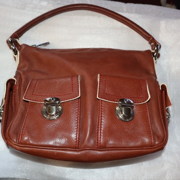 Marc Jacobs Handbags - Marc Jacobs Collection 'Blake' Soft Cognac Silver Multi-Pocket Hobo Bag Vintage